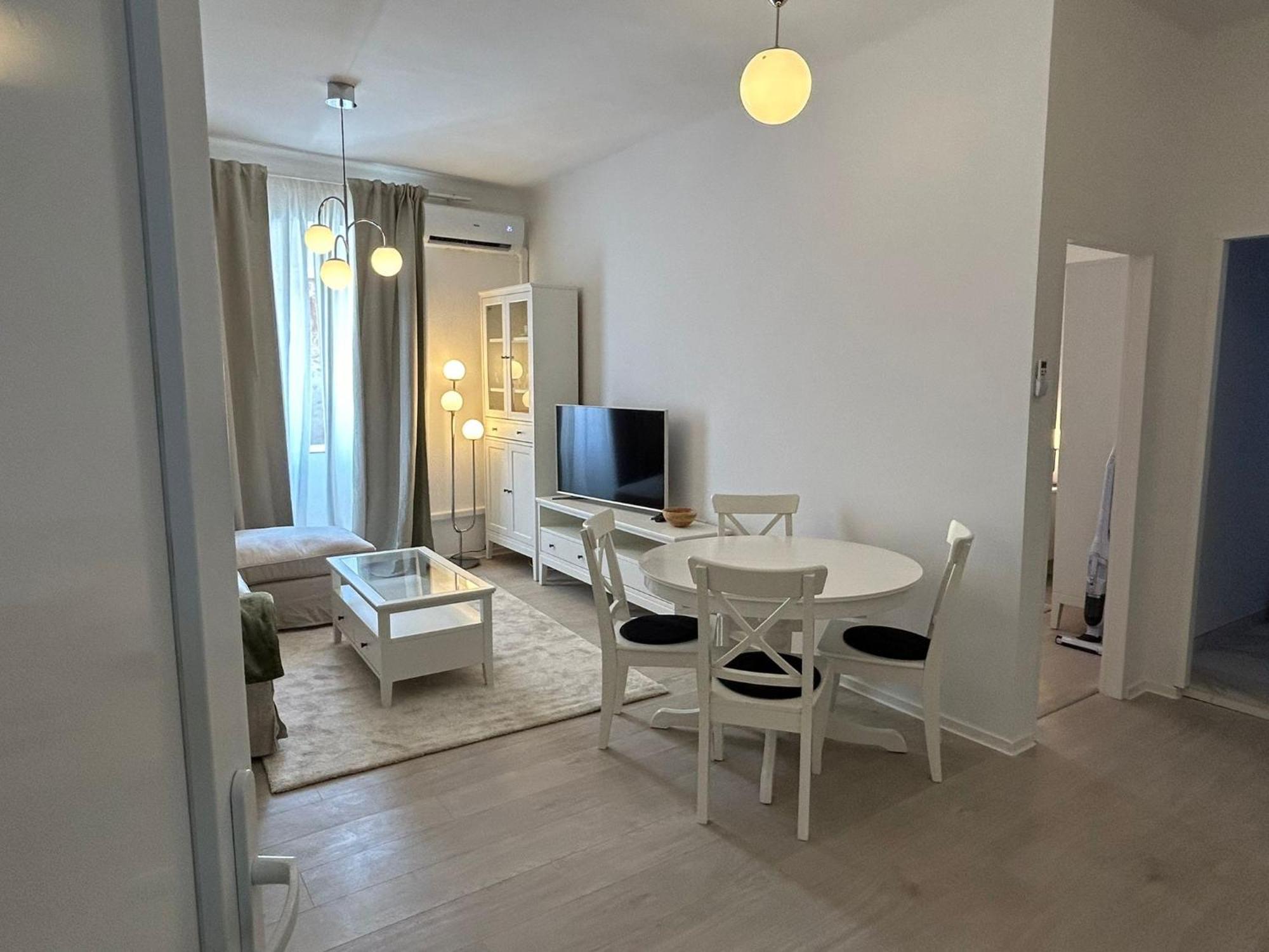 Apartman Lavanda เซรส ภายนอก รูปภาพ