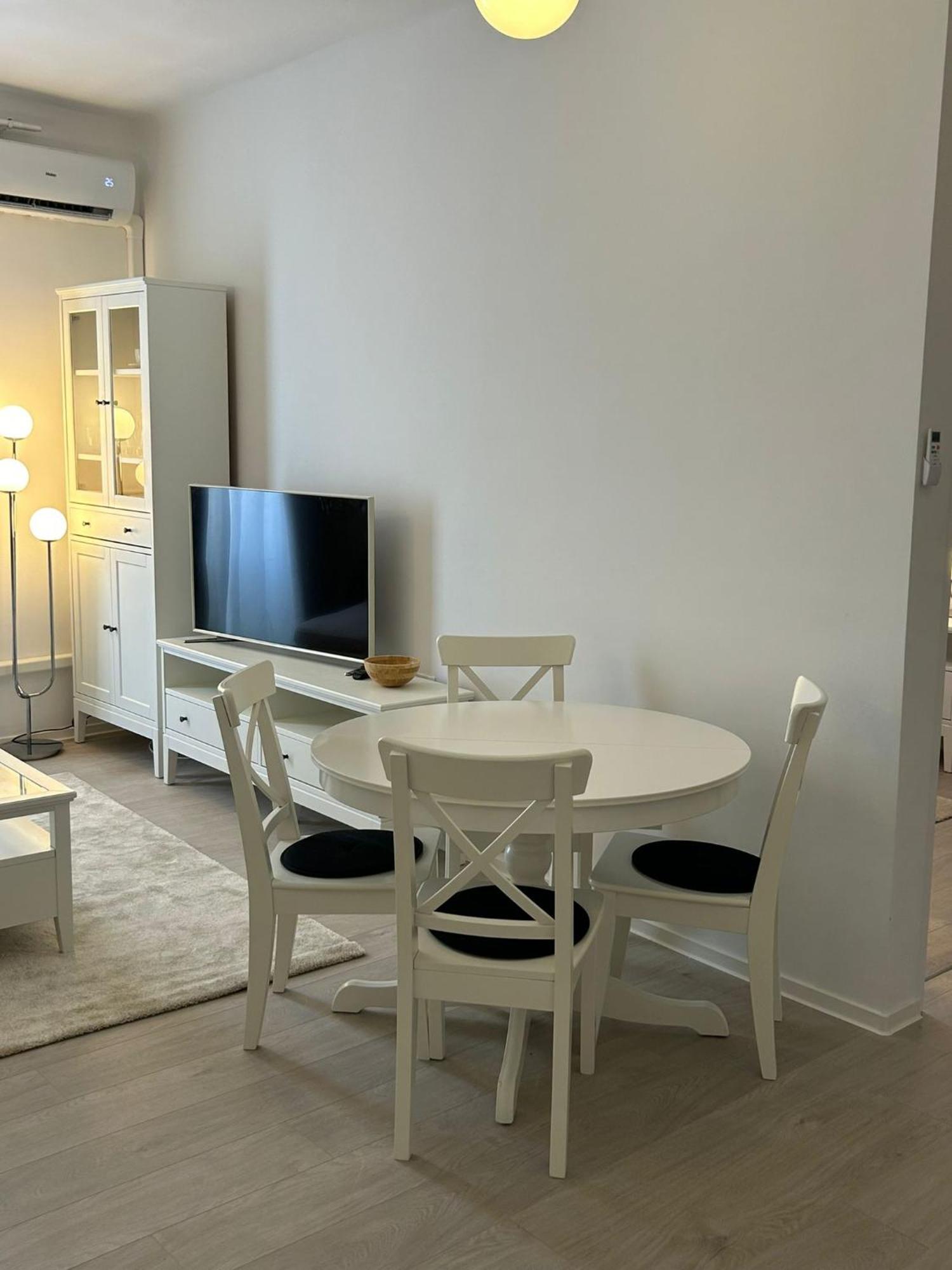 Apartman Lavanda เซรส ภายนอก รูปภาพ